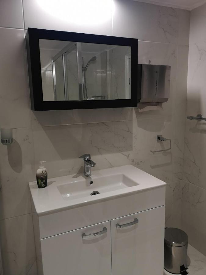 Apartament Kalidonia , Spacious 2 Bedroom With Office Nikozja