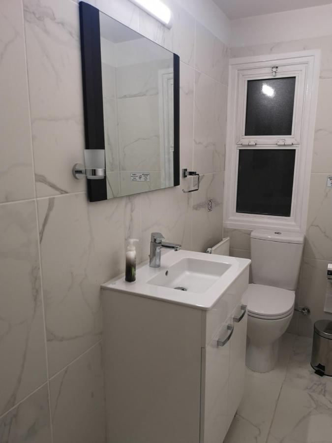 Apartment Kalidonia , Spacious 2 Bedroom With Office *