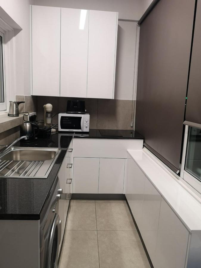 Kalidonia , Spacious 2 Bedroom With Office * Nicosia