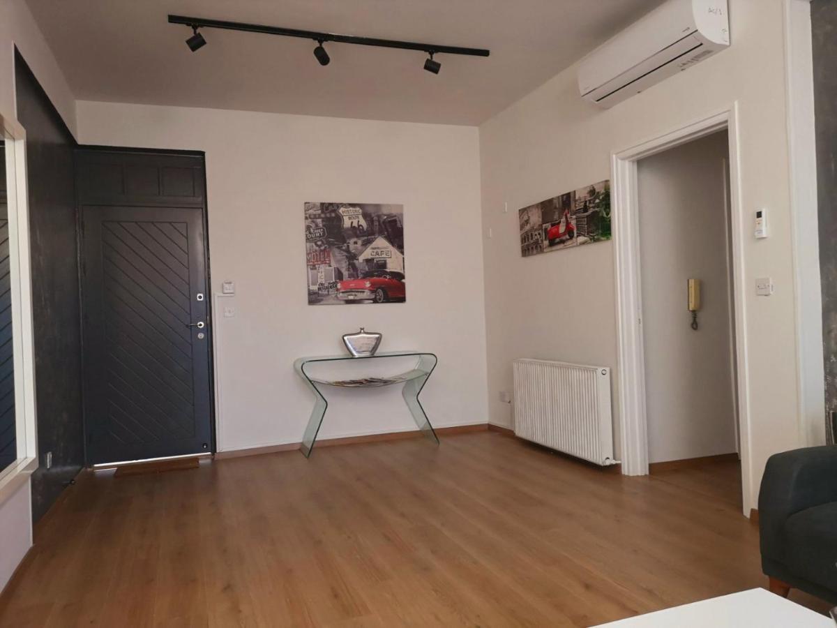 Apartment Kalidonia , Spacious 2 Bedroom With Office *