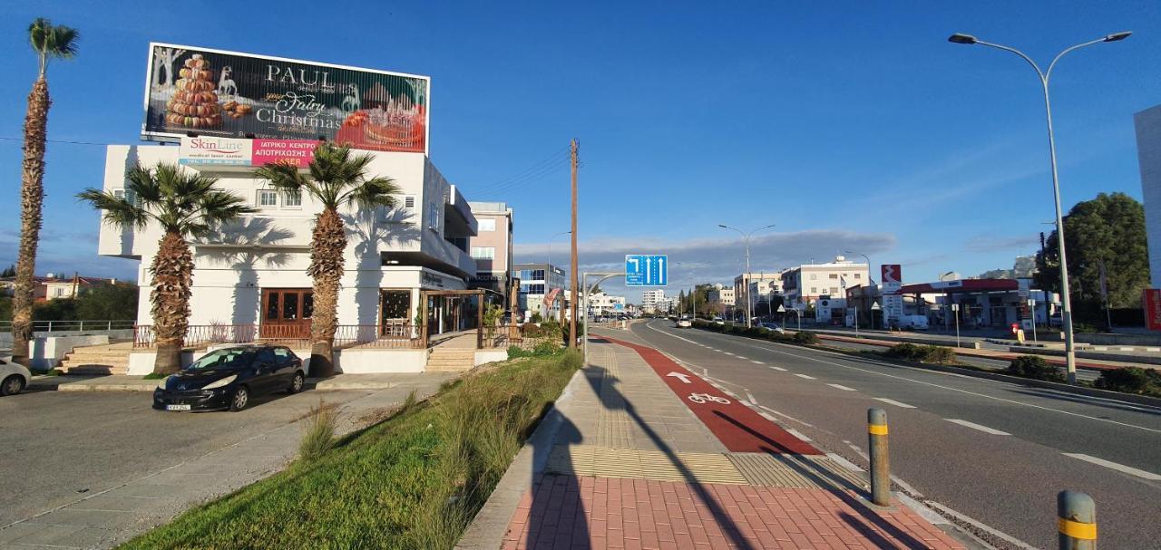 Kalidonia , Spacious 2 Bedroom With Office