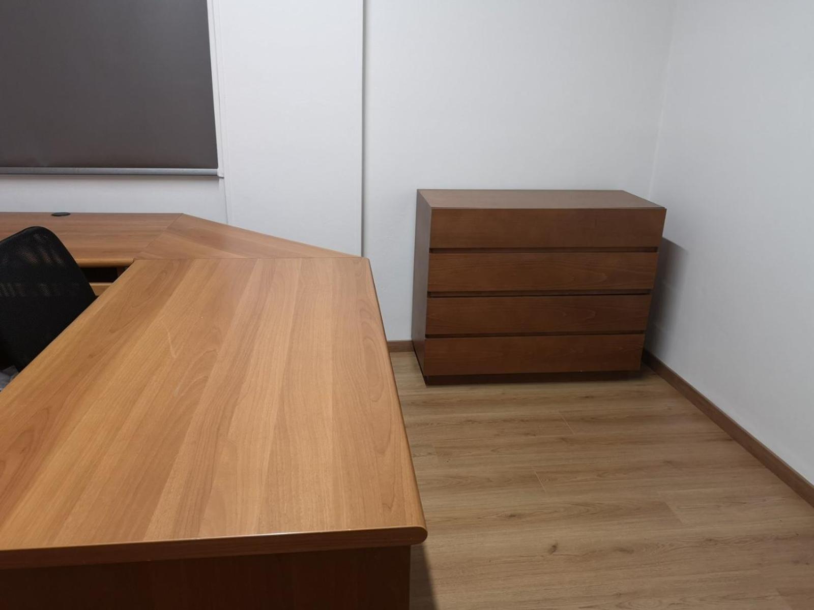 Kalidonia , Spacious 2 Bedroom With Office *