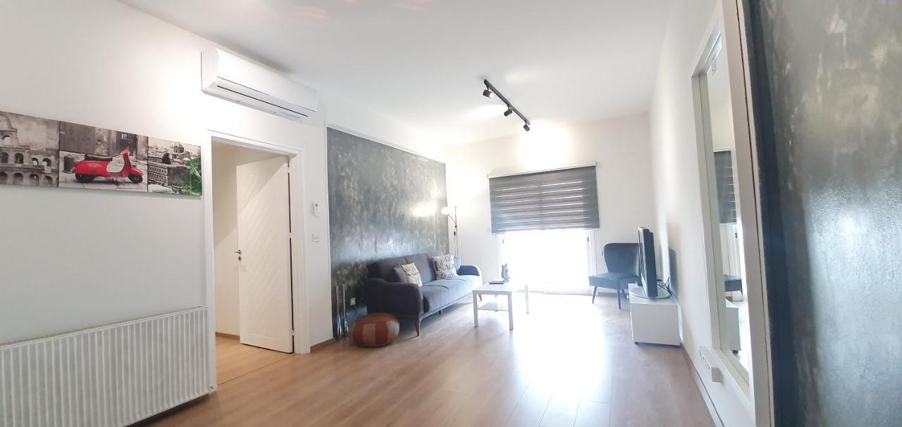 Kalidonia , Spacious 2 Bedroom With Office * Nicosia