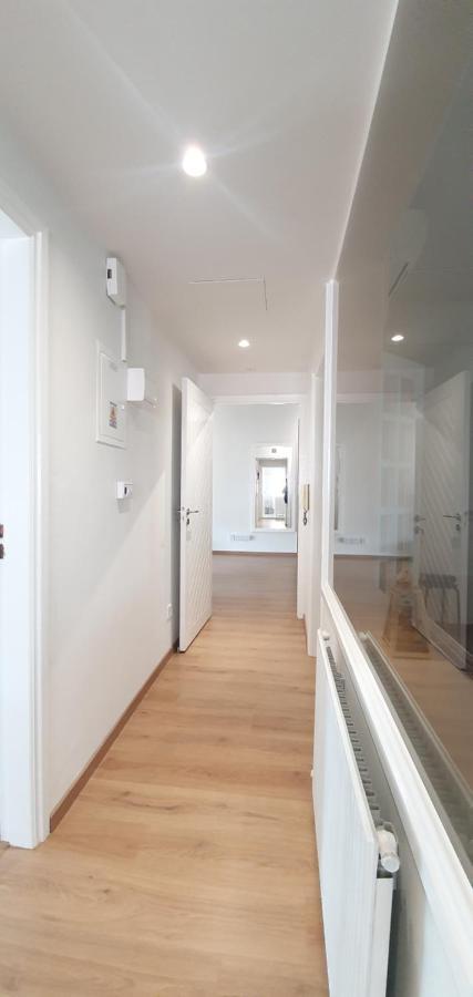Apartment Kalidonia , Spacious 2 Bedroom With Office Nicosia